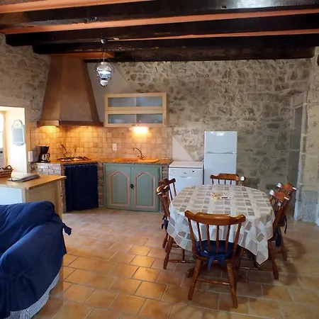 L'oustal De Peiro