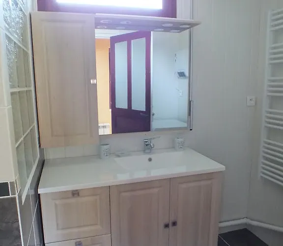 بيت للعطل L'oustal De Peiro Le Bourg